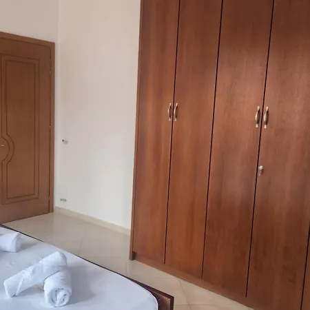 Hasanaj Central Apartment 2 Berat Exterior photo
