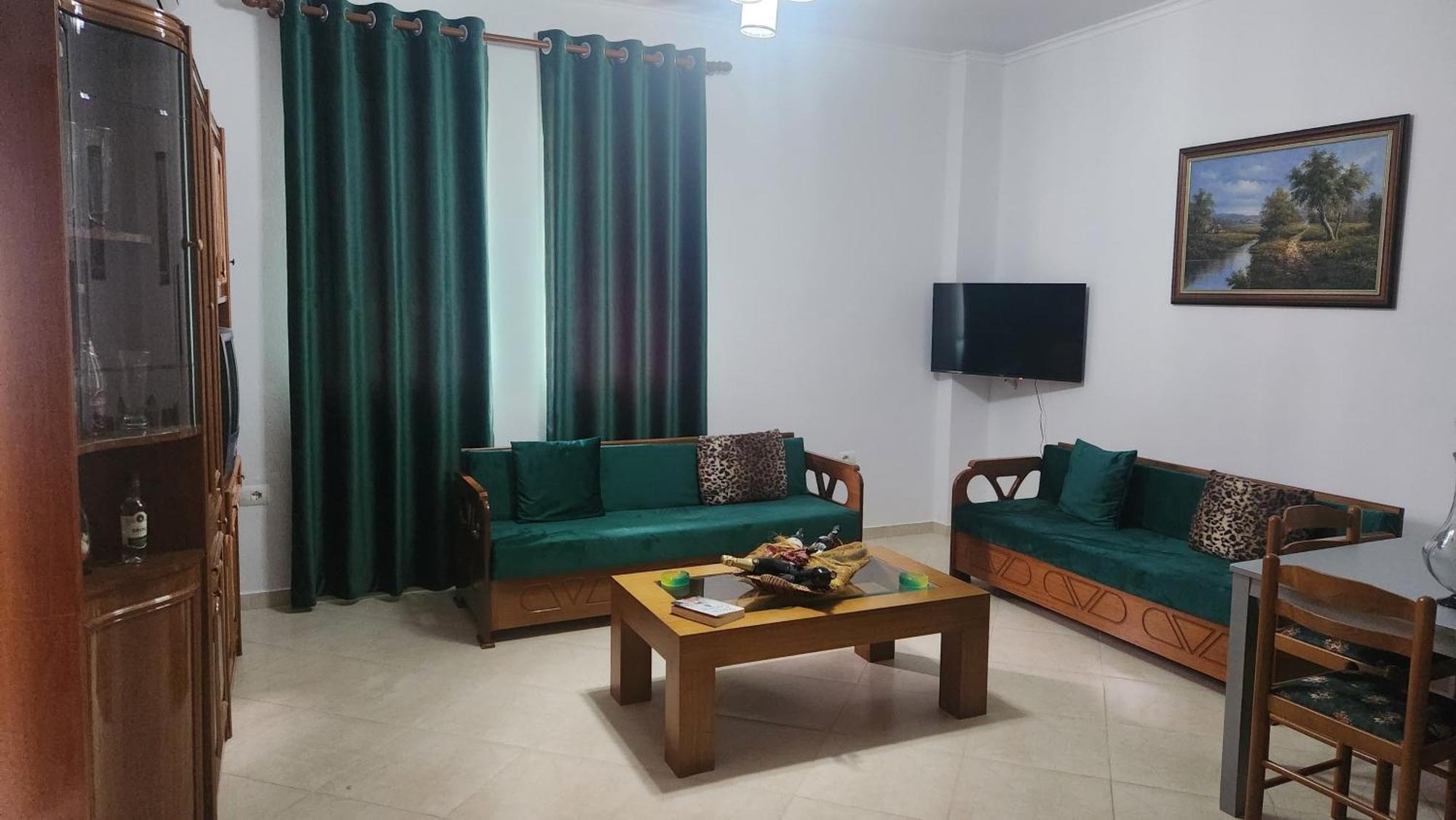 Apartment Hasanaj 2 *